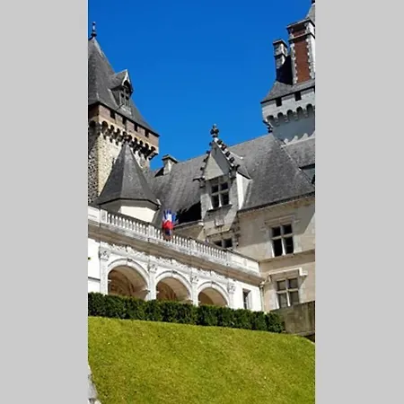 Magnolia : Superbe Deux-Pieces Quartier Du Chateau Pau Buitenkant foto